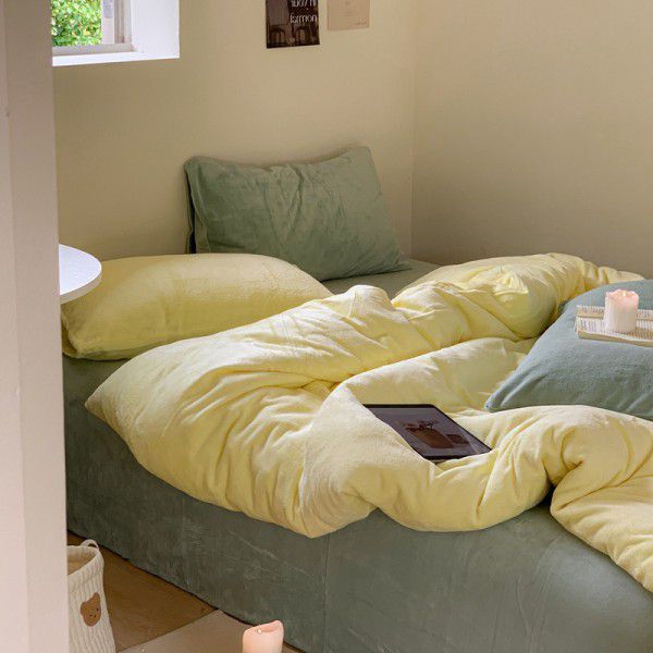 Little Red Book blogger recommends solid color mixed with milk wool four piece thick warm quilt cover coral wool bedspread ins 
