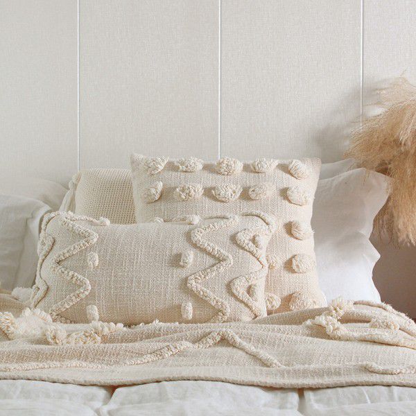 Spot Bohemian tufted pillowcase Nordic simple cotton waist pillow ins model room sofa cushion waist pillow 