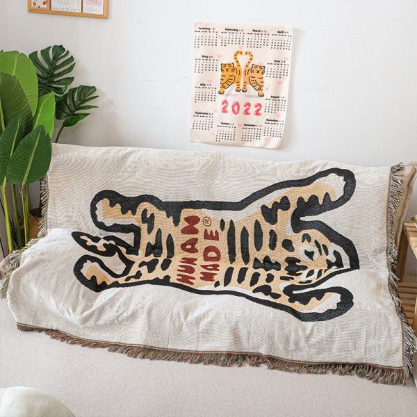 Japanese trend cartoon Humanmake sofa blanket camping blanket tiger nap leisure blanket picnic decoration 