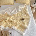 Thickened blanket quilt, warm in winter, coral wool blanket, flannel blanket, office nap, air-conditioning blanket, bed use 