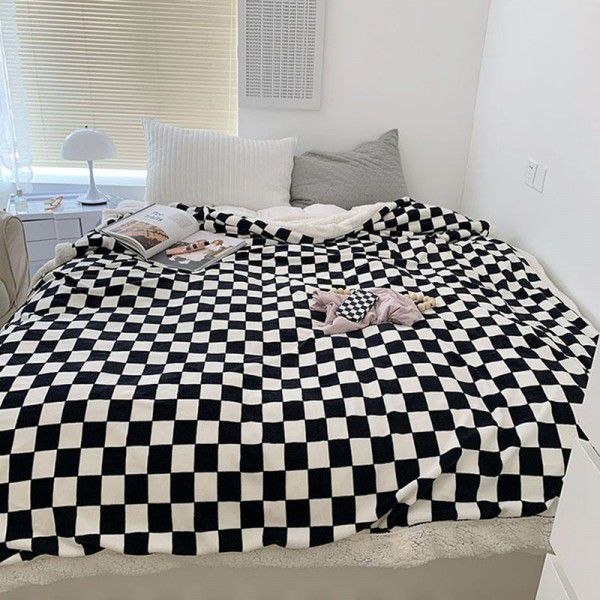 Cross-border ins winter thickened cashmere blanket quilt spring and autumn coral velvet sofa blanket office air conditioning blanket 