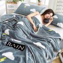 Small blanket leg covering blanket blanket thin summer blanket summer nap blanket blanket winter thickened coral blanket 