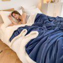 The manufacturer supplies a new Falai cashmere blanket, thickened warm quilt cover, double cover blanket 
