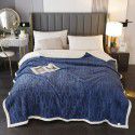 Amazon taff leisure blanket solid color lamb blanket Subnet red popular double-layer gift blanket wholesale 